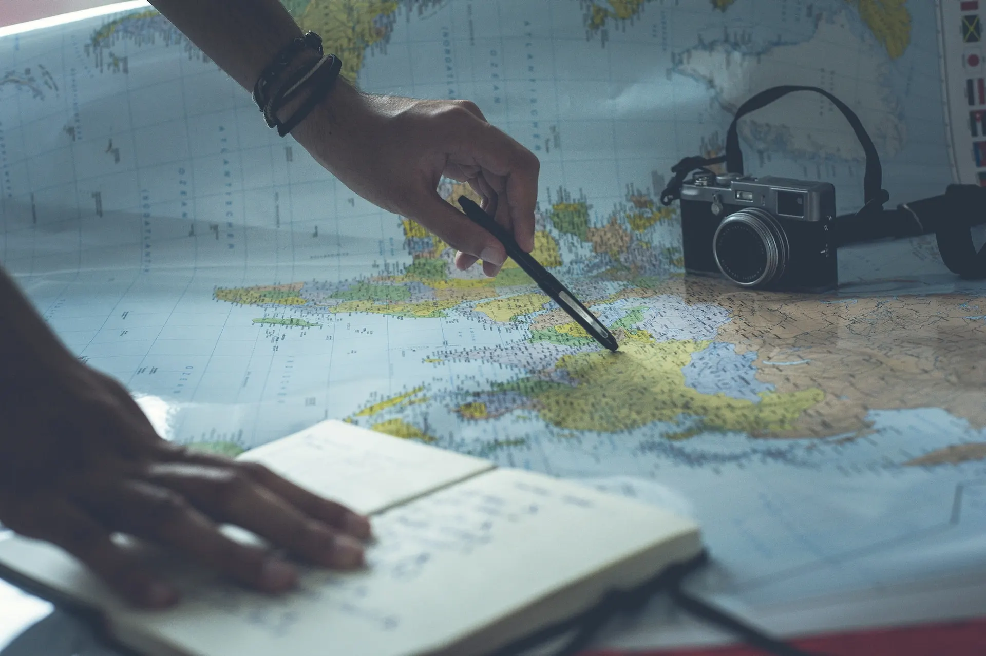 Experience the Future of Travel Planning: 3 Must-Try AI-Powered Tools at No Cost